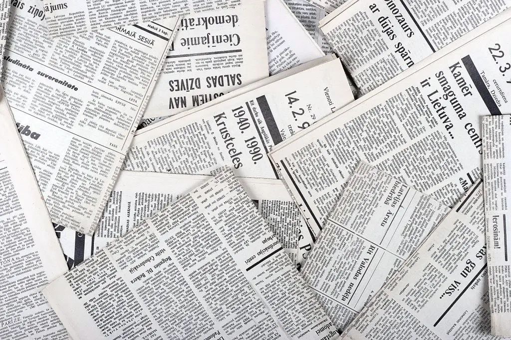The History and Modernization of Newspapers